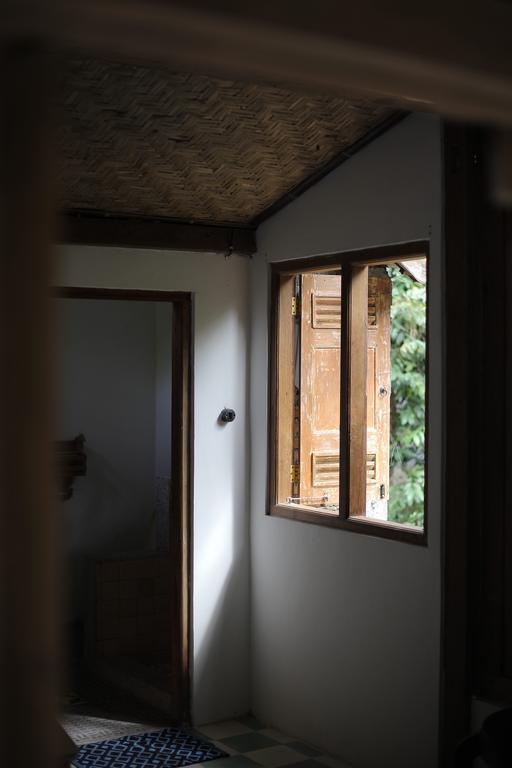 Rumah Senjakala Bantul Luaran gambar