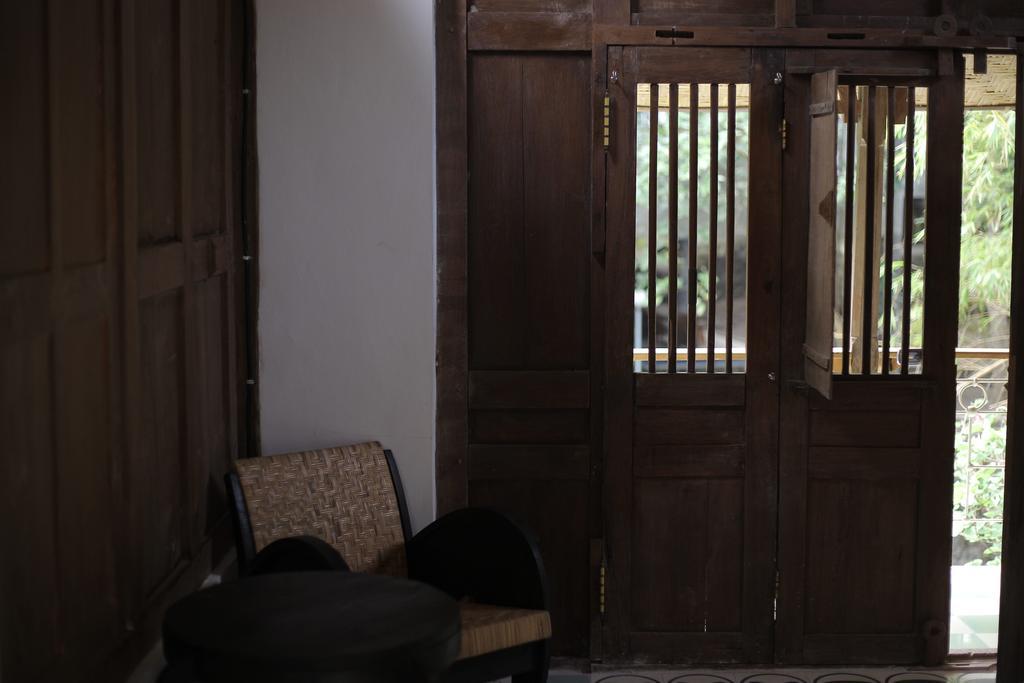 Rumah Senjakala Bantul Luaran gambar