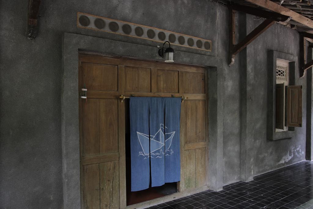 Rumah Senjakala Bantul Luaran gambar